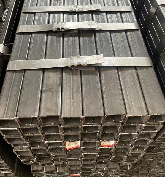 武汉工业用梯子 镀锌管焊接梯子 铁梯子方管梯